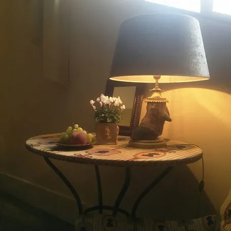 La Maison Rousseau Chambre d'hôtes-3